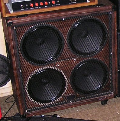 Peavey Cab no tolex.jpg