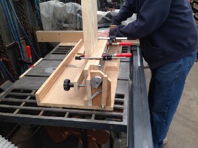 You see a cam on the all thread that clatters 8 times to move boards horizontal down 1/16&amp;quot; per click